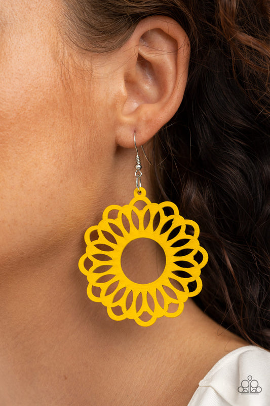 Dominican Daisy - Yellow Earrings