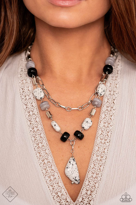 High-End Habitat - Black Necklace - Paparazzi Accessories