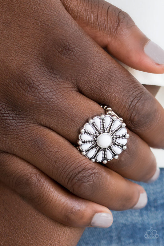 Poppy Pop-tastic - White