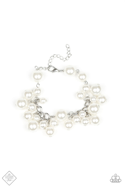 Girls in Pearls - White Bracelet