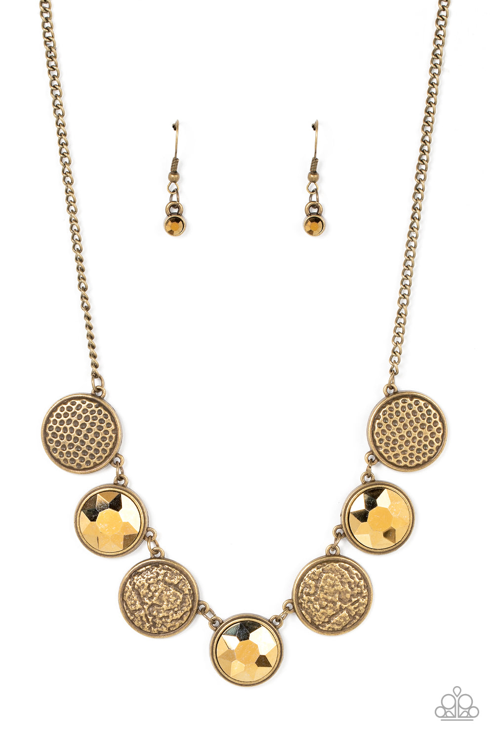 Urban Elite - Brass Necklace - Paparazzi Accessories